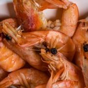 Camarón por kilos para pelar